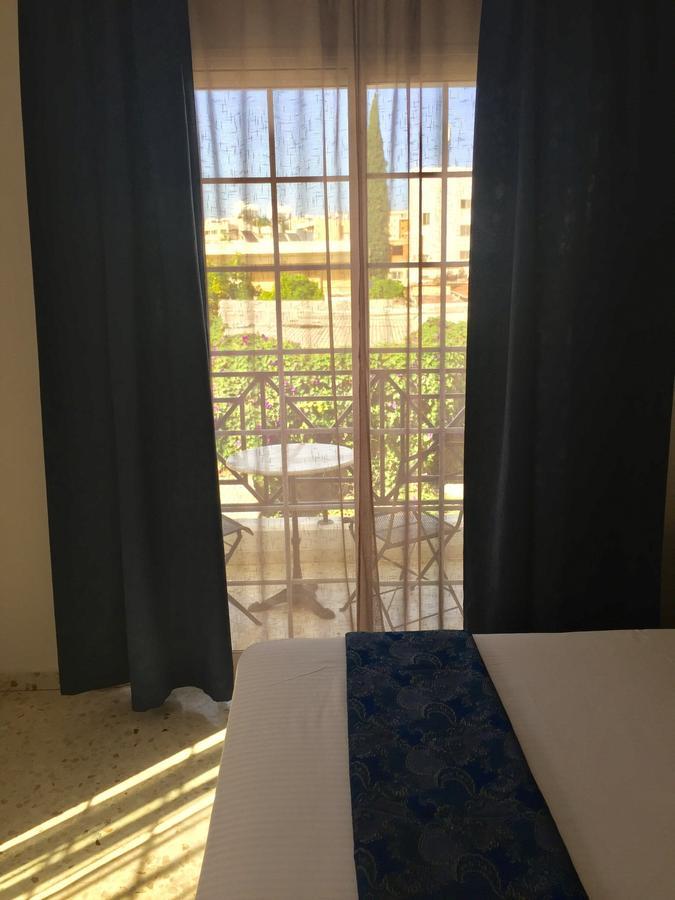 Vangelios Apartments Paphos 外观 照片