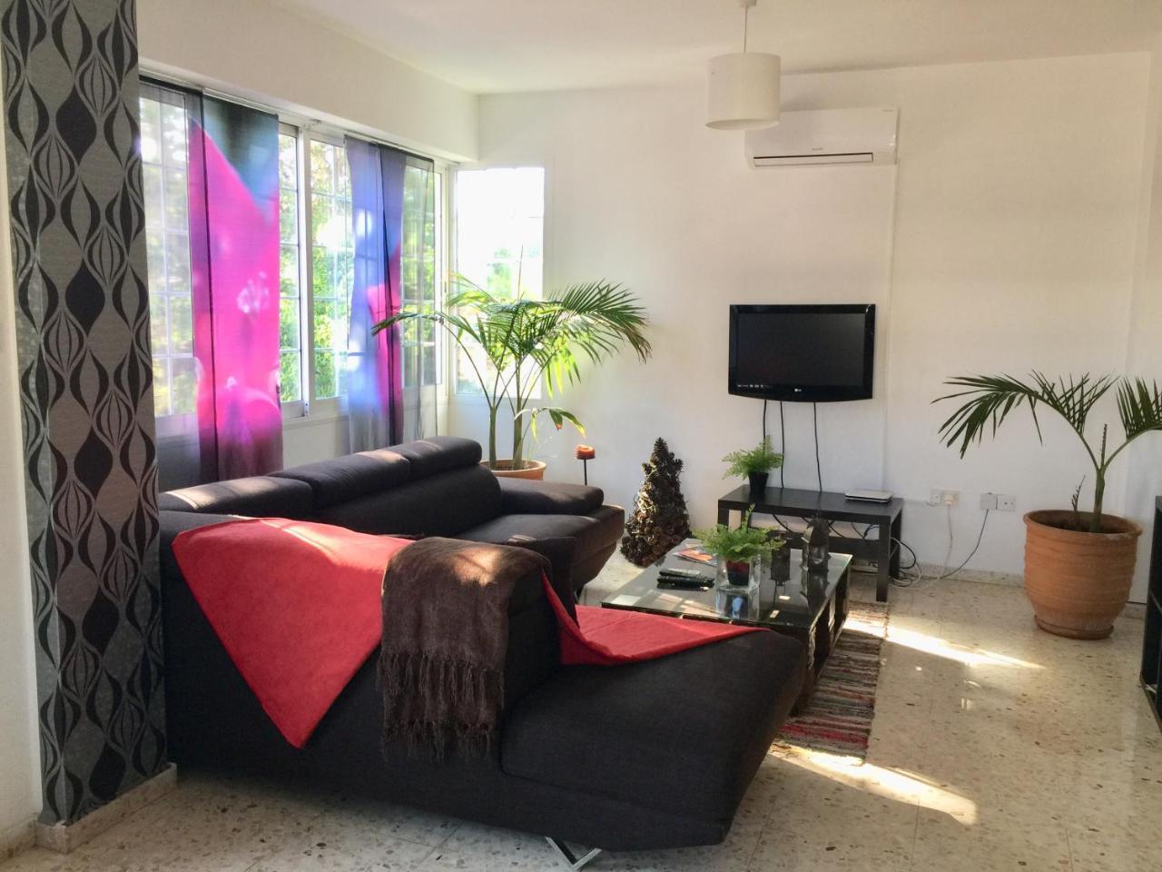 Vangelios Apartments Paphos 外观 照片